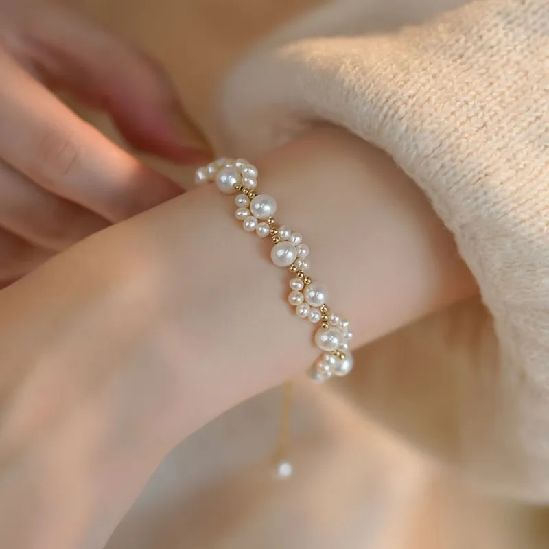 Delicate Faux Pearl Bracelet