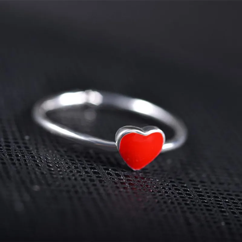Heart Charm Minimalist Ring