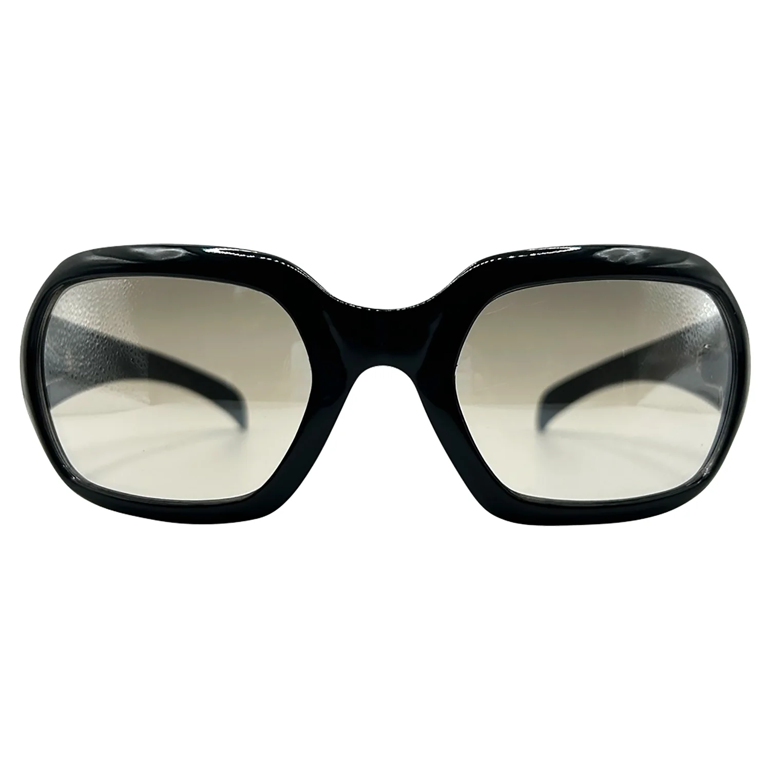 Elegant Horizons Enhance Your Wardrobe with Stylish Glasses