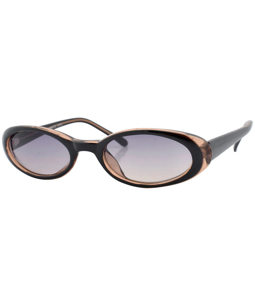 Refined Fusion Fashion Eyewear That Embodies Modern Versatility